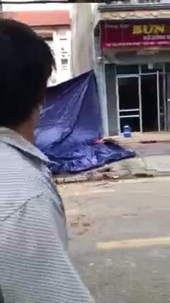 Xã hội - Lào Cai: Đào móng nhà làm sập hoàn toàn nhà hàng xóm