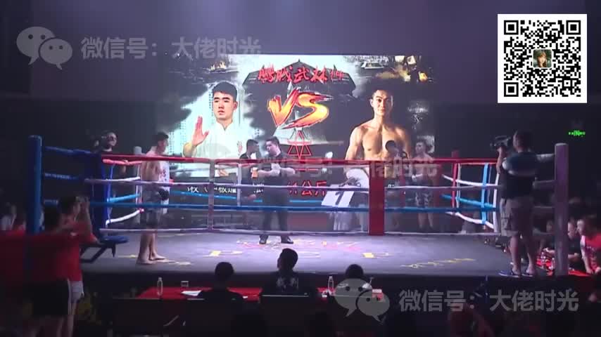 Giải trí - Clip: Dại dột thách đấu võ sĩ MMA, cao thủ Trung Quốc suýt bỏ mạng