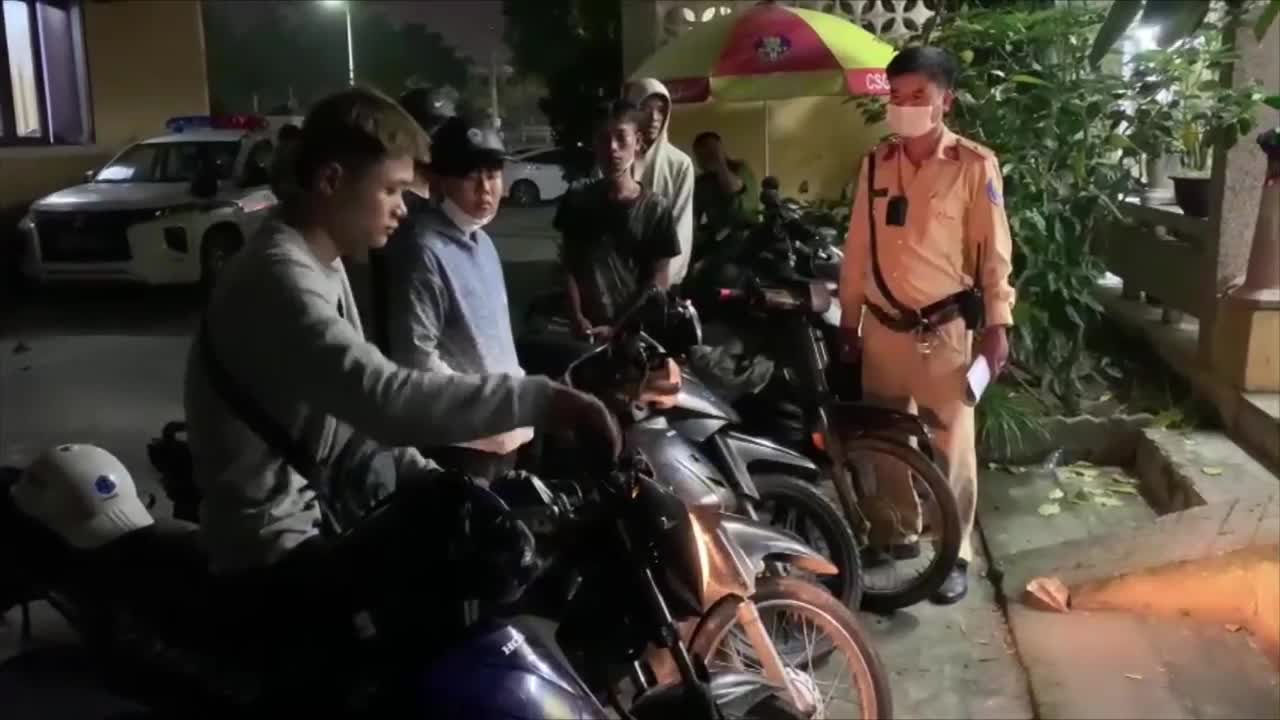 An ninh - Hình sự - Tạm giữ hai thiếu niên ở Huế đưa xe ăn trộm đi…đua