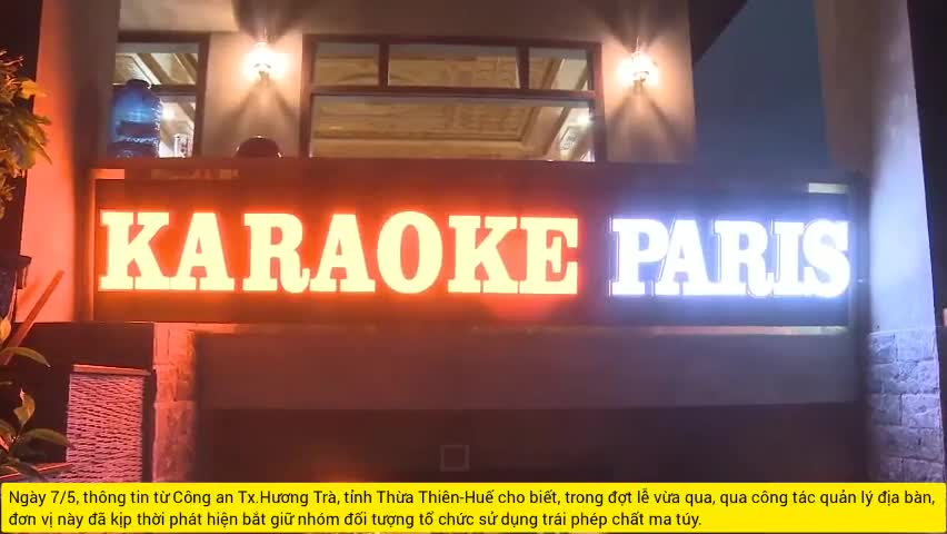 Hình sự - Huế: Cận cảnh bắt quả tang 7 thanh niên 'phê' ma túy trong quán karaoke Paris