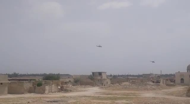 Thế giới - Syria: Sáu trực thăng Nga xuất hiện tại khu vực của Thổ, điều gì đang xảy ra?