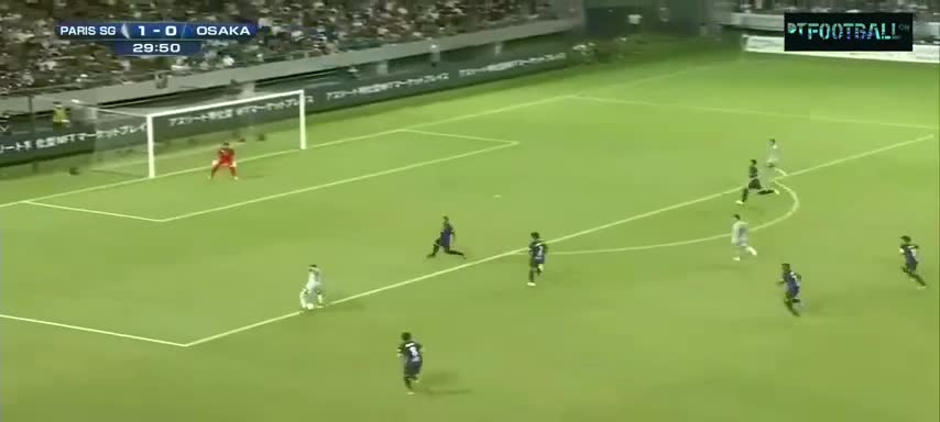 Video - Clip: Neymar cố tình 'ăn vạ' kiếm penalty và cái kết bất ngờ