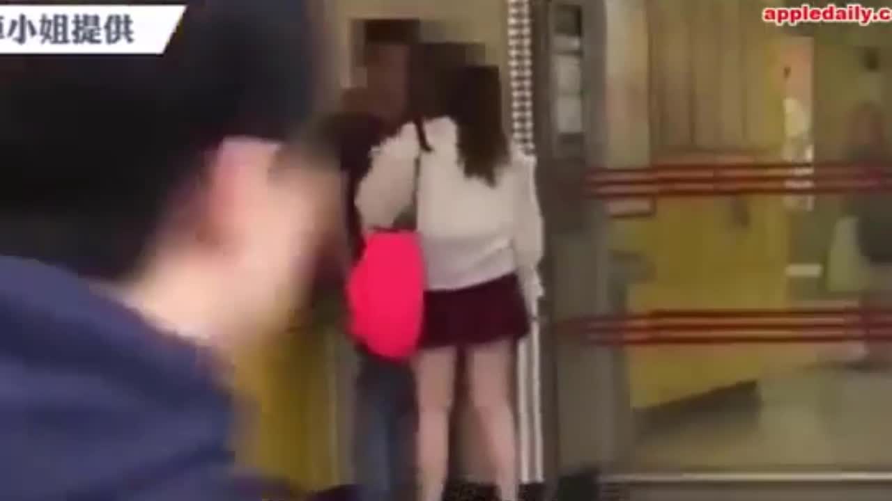 Video - Clip: Ngoại tình, nam thanh niên bị bạn gái tát liên tiếp 41 cái