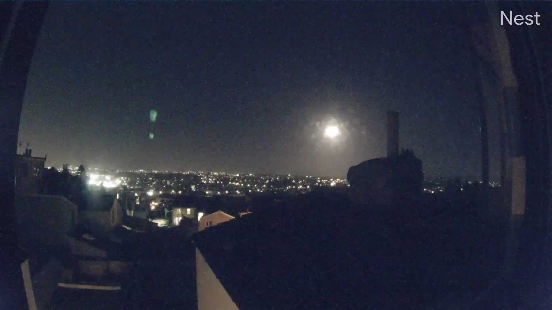 Video - Clip: Thiên thạch rực lửa bất ngờ xuất hiện trên bầu trời nước Anh