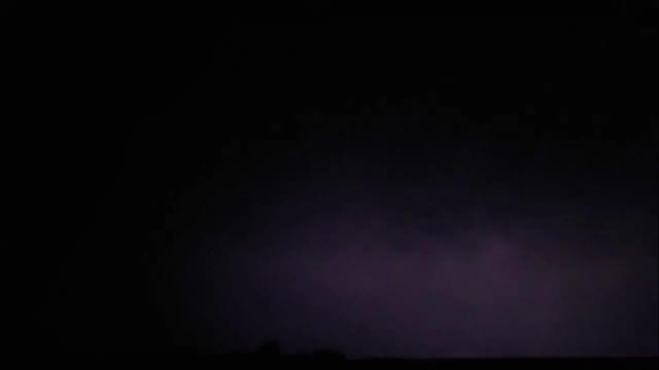 Video - Clip: Tia sét khổng lồ xuất hiện trên bầu trời Hoa Kỳ