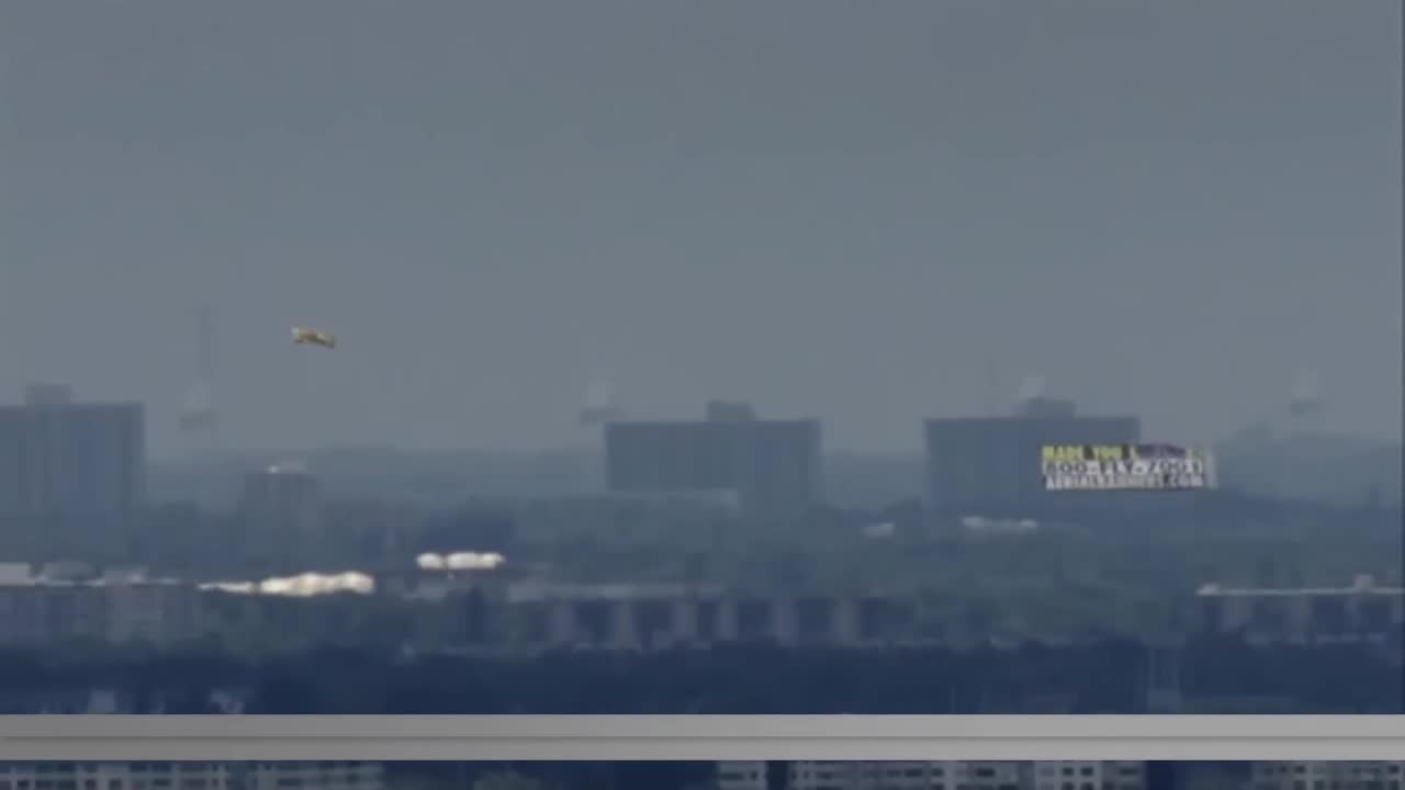 Video - Clip: Kinh hoàng cảnh máy bay rơi từ trên trời xuống đất rồi bốc cháy