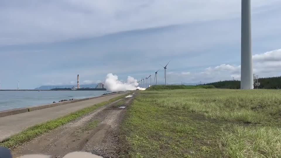 Video - Clip: Động cơ tên lửa vũ trụ của Nhật nổ tung khi thử nghiệm