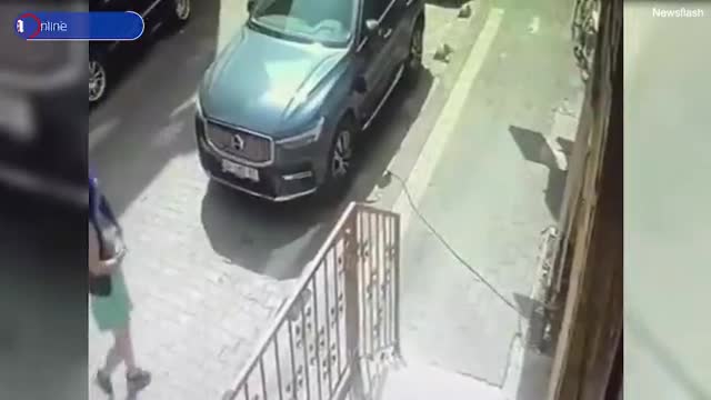 Video - Được cô gái trẻ rủ về căn hộ, người đàn ông nhận cái kết kinh hoàng