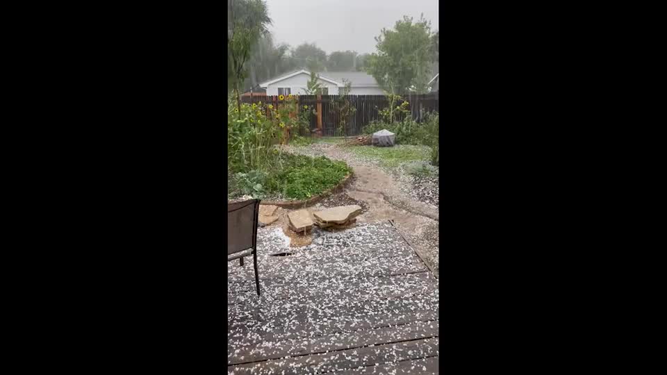 Video - Clip: Mưa đá dữ dội tấn công phía bắc Colorado