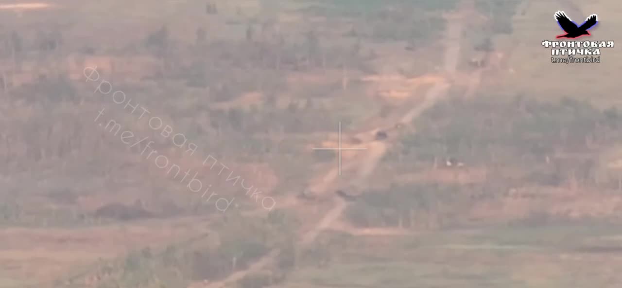 Thế giới - Hỏa lực Nga tấn công chính xác, phá hủy trạm Radar P-18 Ukraine (Hình 2).