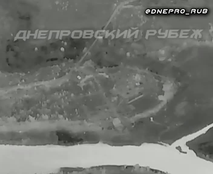 Thế giới - Nga dùng bom hạng nặng tấn công các cơ sở quân sự ở vùng Zaporozhie (Hình 2).