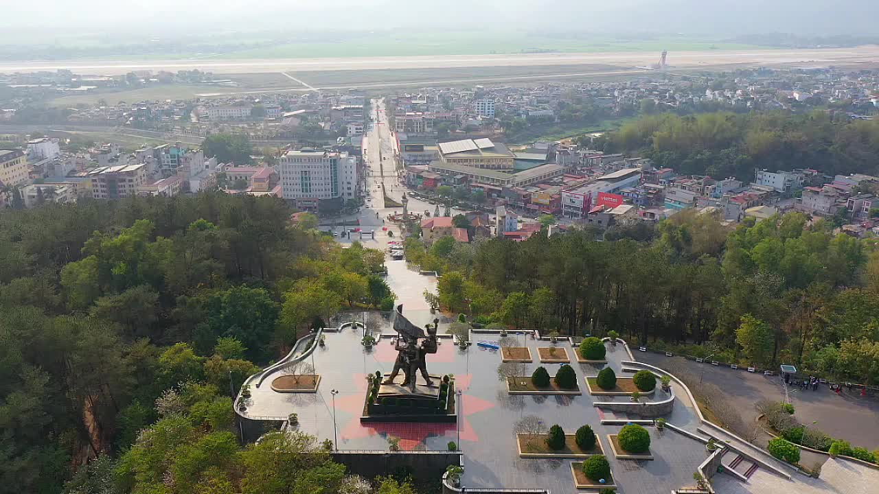 Kết nối - Sừng sững tượng đài chiến thắng giữa lòng chảo Điện Biên