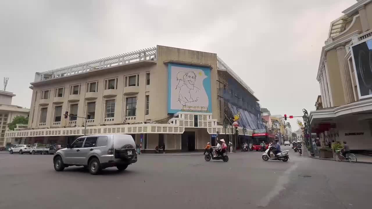 Dân sinh - Hà Nội: Chỉnh trang phố Tràng Tiền, tháo dỡ các hạng mục cơi nới