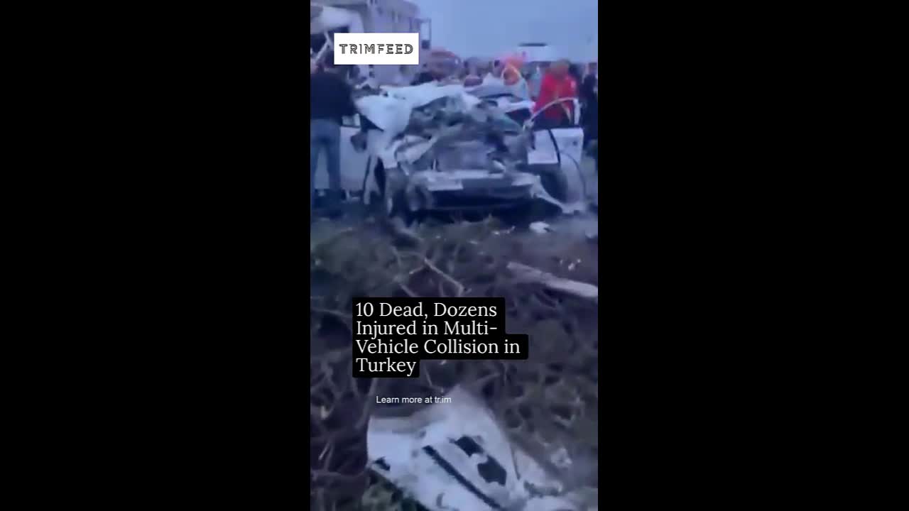 Video - Tai nạn liên hoàn trên đường cao tốc khiến 49 người thương vong