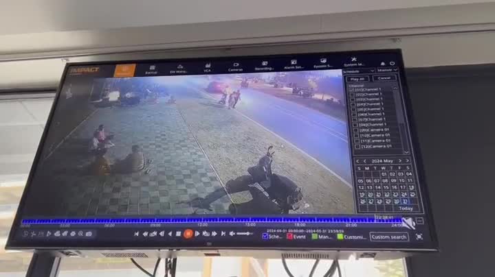 Video - Clip: Ô tô tông trúng 3 người đi bộ rồi bỏ chạy khỏi hiện trường