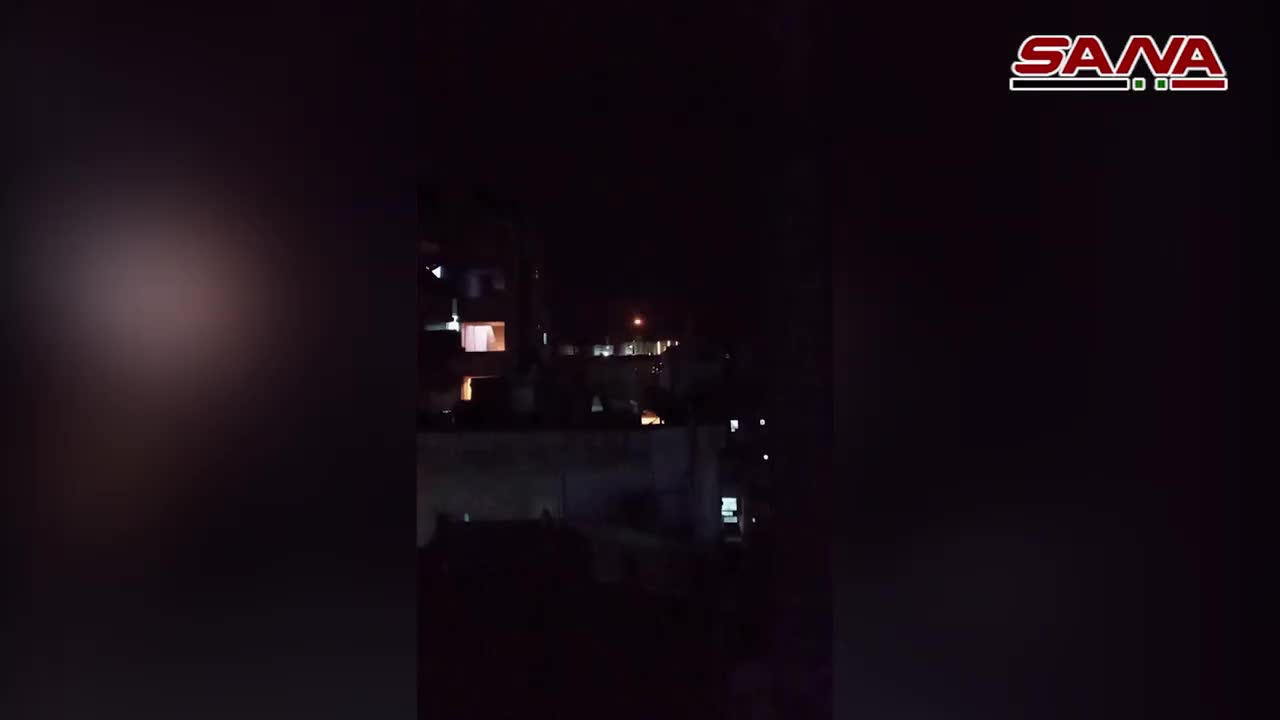 دفاعاتنا الجوية تتصدى لعدوان إسرائيلي على محيط دمشق وتسقط معظم الصواريخ المعادية