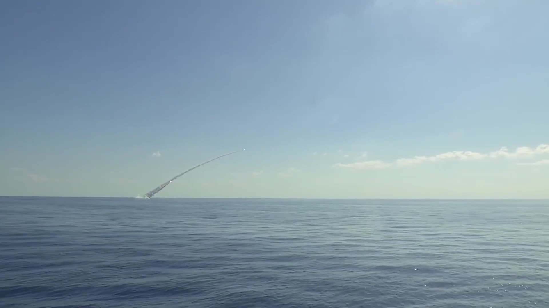 Nga phóng tên lửa Kalibr liên hồi vào khủng bố từ Địa Trung Hải 