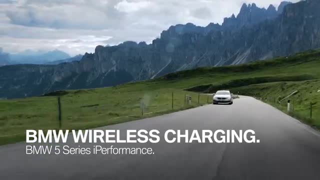 Video: BMW giới thiệu sạc không dây cho ô tô