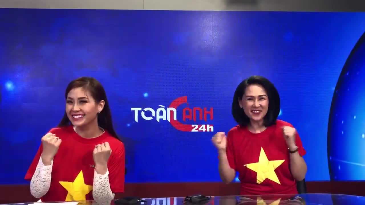 Á hậu Diễm Trang cổ vũ U23 Việt Nam