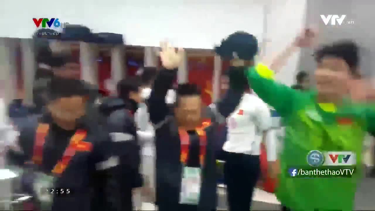 Quang Hải kể về giây phút phải ăn mừng chiến thắng trong phòng kiểm tra doping