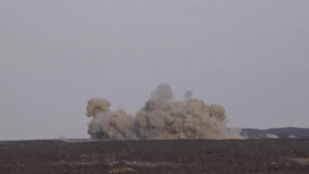 Video: “Hổ Syria” phá tan nơi ẩn náu cuối của IS tại miền Nam 
