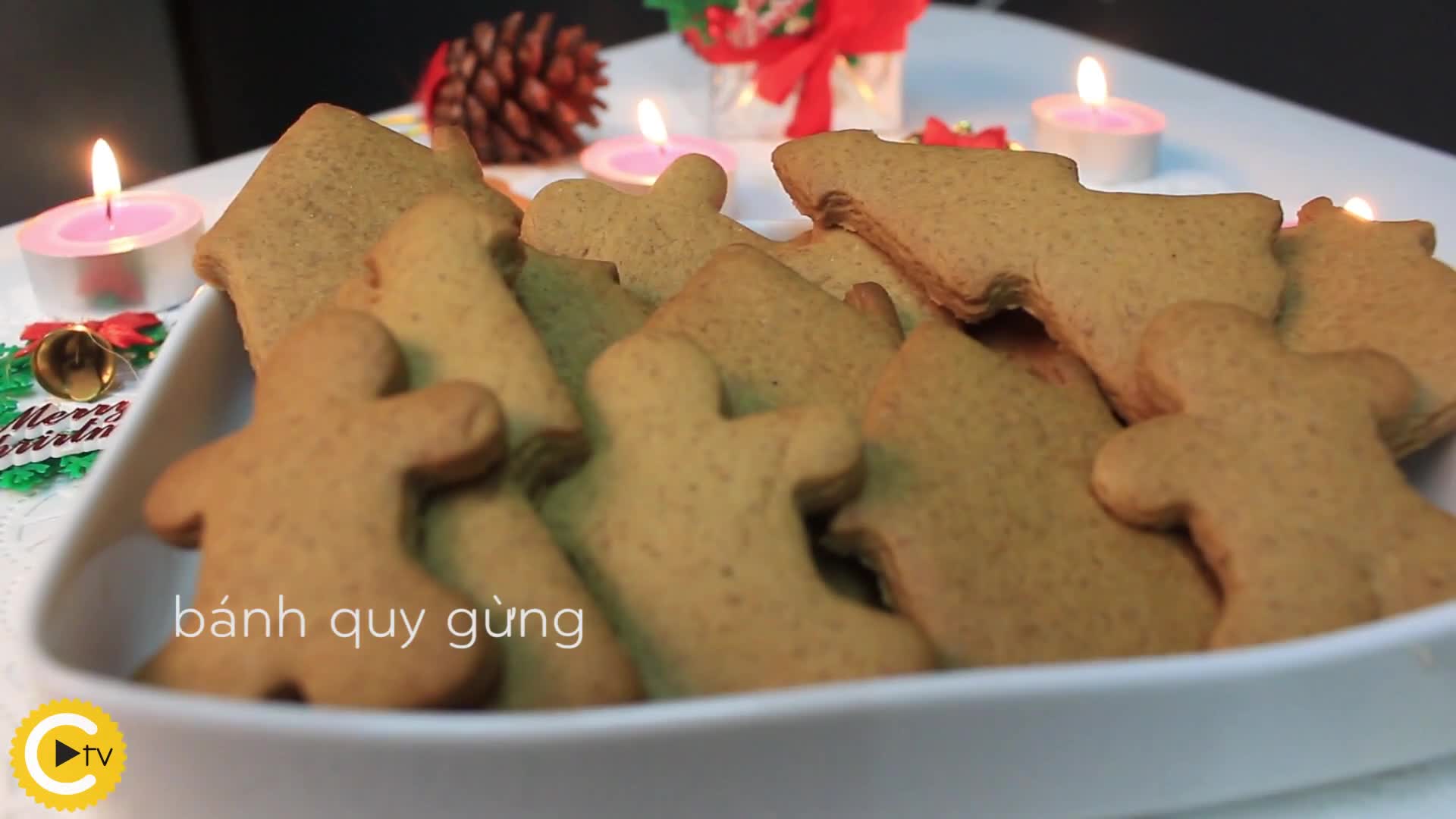 Cách làm bánh quy gừng cho lễ Giáng sinh thêm ấm áp