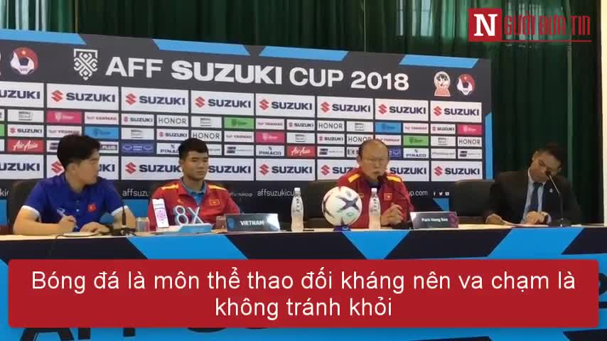 HLV Việt Nam trả lời trong buổi họp báo trước trận đấu
