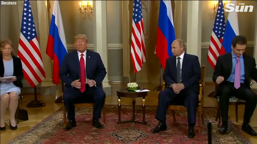 Chuyện bên lề hội nghị Nga-Mỹ và cái nháy mắt ẩn ý của ông Trump