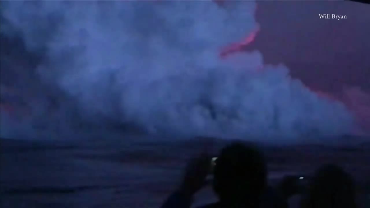 Bom nham thạch rơi trúng thuyền, 23 người bị thương ở Hawaii