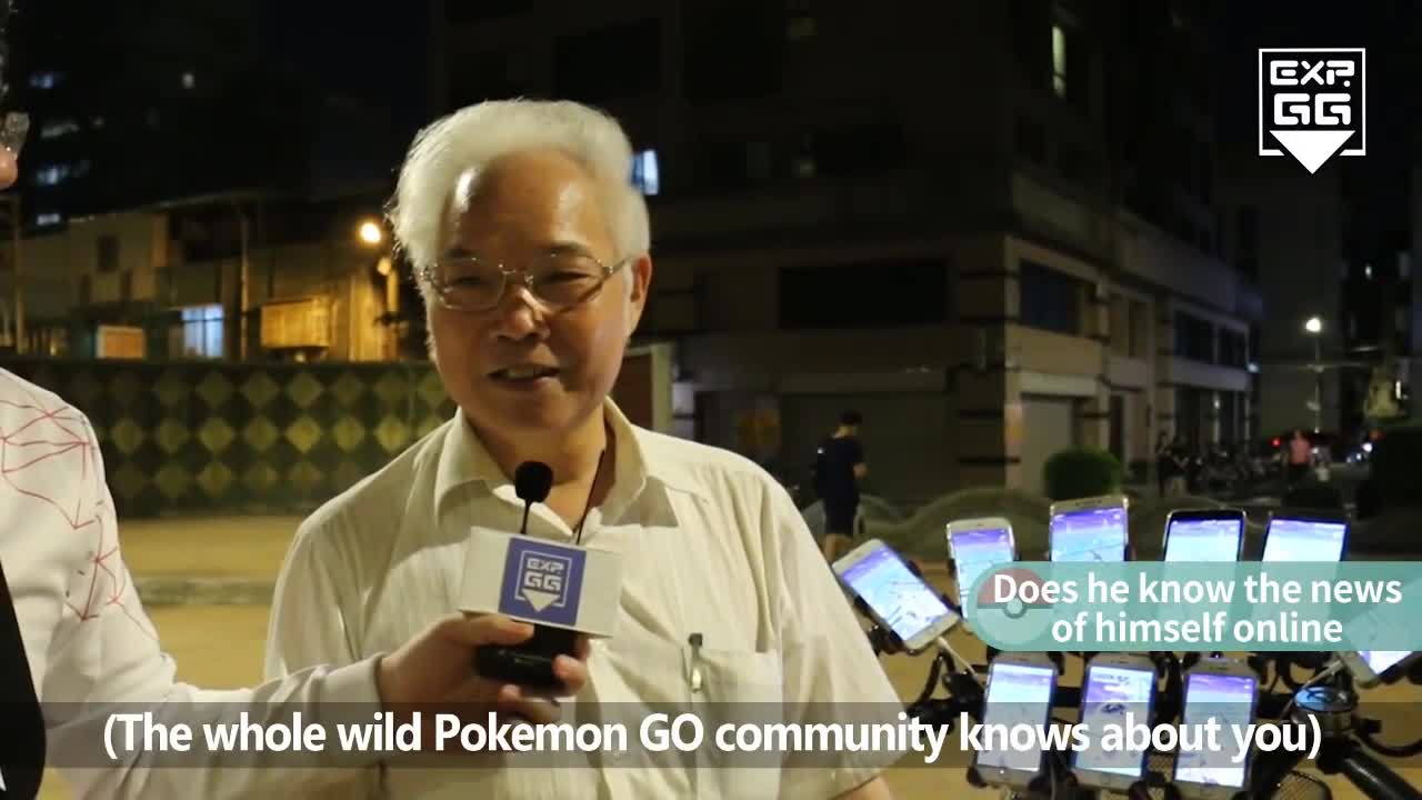 Ông già 70 tuổi dùng 11 chiếc điện thoại để chơi Pokemon Go