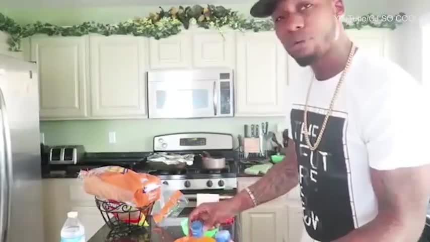 Bố ruột cho con ăn kem trộn thuốc xổ để câu view trên Youtube