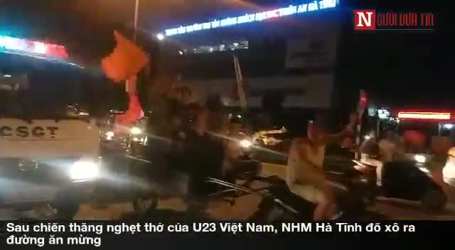 Video người dân Hà Tĩnh đổ ra đường sau chiến thắng của Việt Nam tại tứ kết Asiad