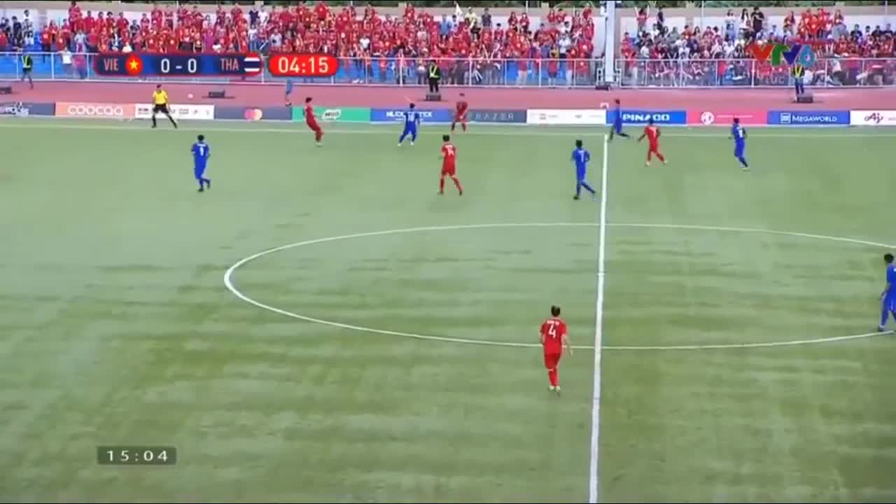 Việt Nam nhận 2 bàn thua chóng vánh trước Thái Lan sau sai lầm của Văn Toản