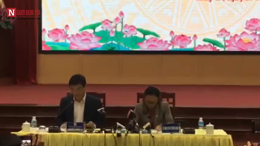 Ông Nguyễn Mạnh Hà, Chủ tịch UBND TP. Uông Bí chủ trì cuộc họp