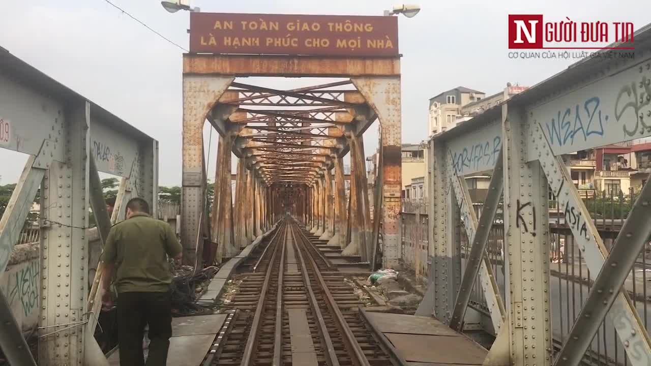 Xi lanh bủa vây cầu Long Biên, Hà Nội