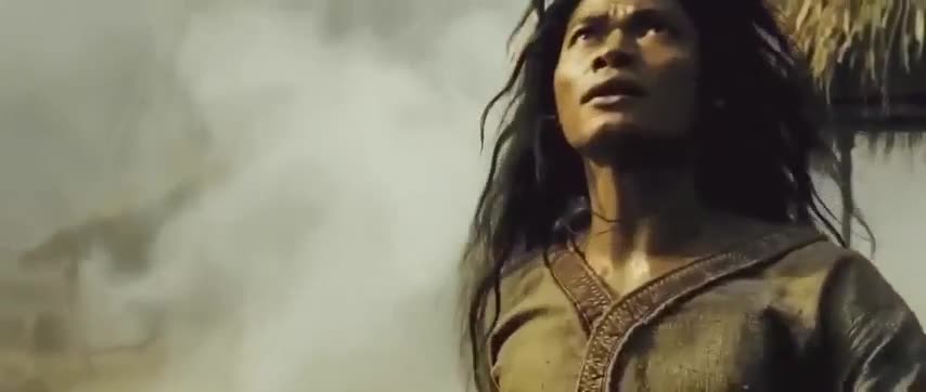 Tony Jaa trong phim Ong-bak (Truy tìm tượng Phật)