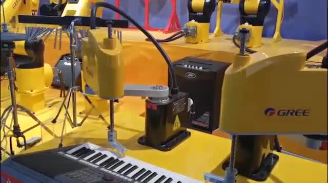 Robot chơi nhạc cụ điêu luyện như những nghệ sĩ thực thụ