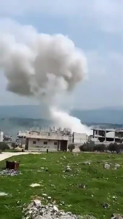 Syria: Tàu chiến Nga dồn dập nã tên lửa vào phiến quân ở Idlib