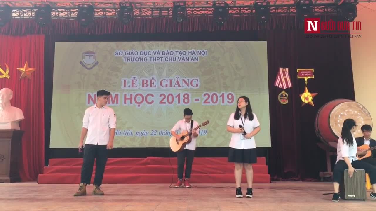 Lễ bế giảng trường THPT Chu Văn An