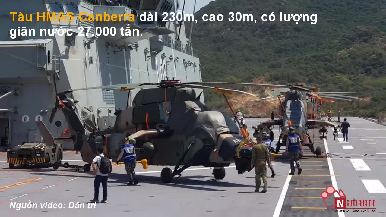 Cận cảnh dàn máy bay trực thăng hiện đại trên tàu đổ bộ Úc