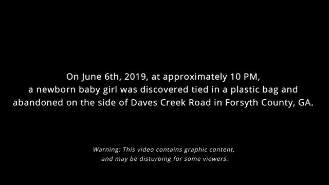 Soup sáng: Khoảnh khắc cảnh sát giải cứu bé gái sơ sinh bị bỏ lại trong rừng sâu