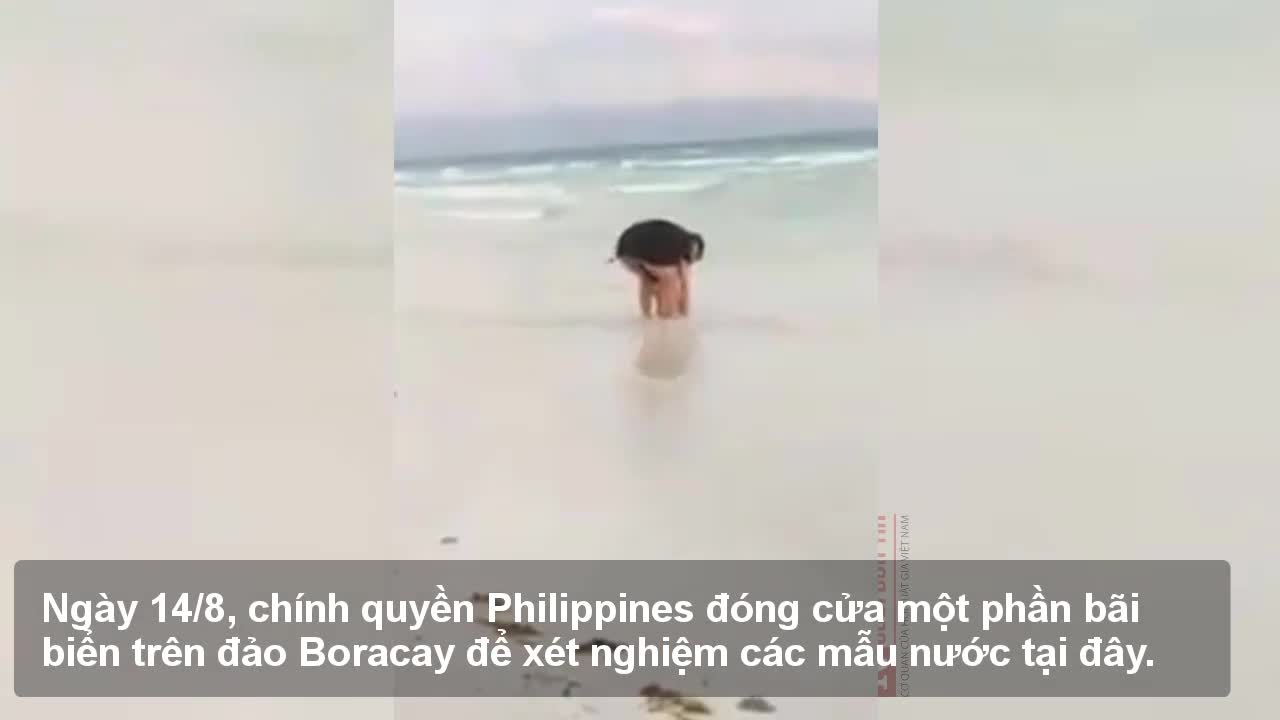 Philippines đóng cửa bãi biển vì khách Trung Quốc chôn bỉm xuống cát