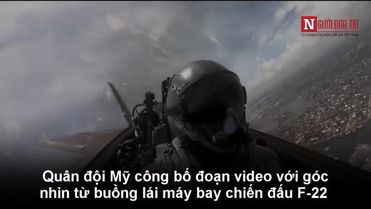 Phi công mỹ làm xiếc trên trời với F-22