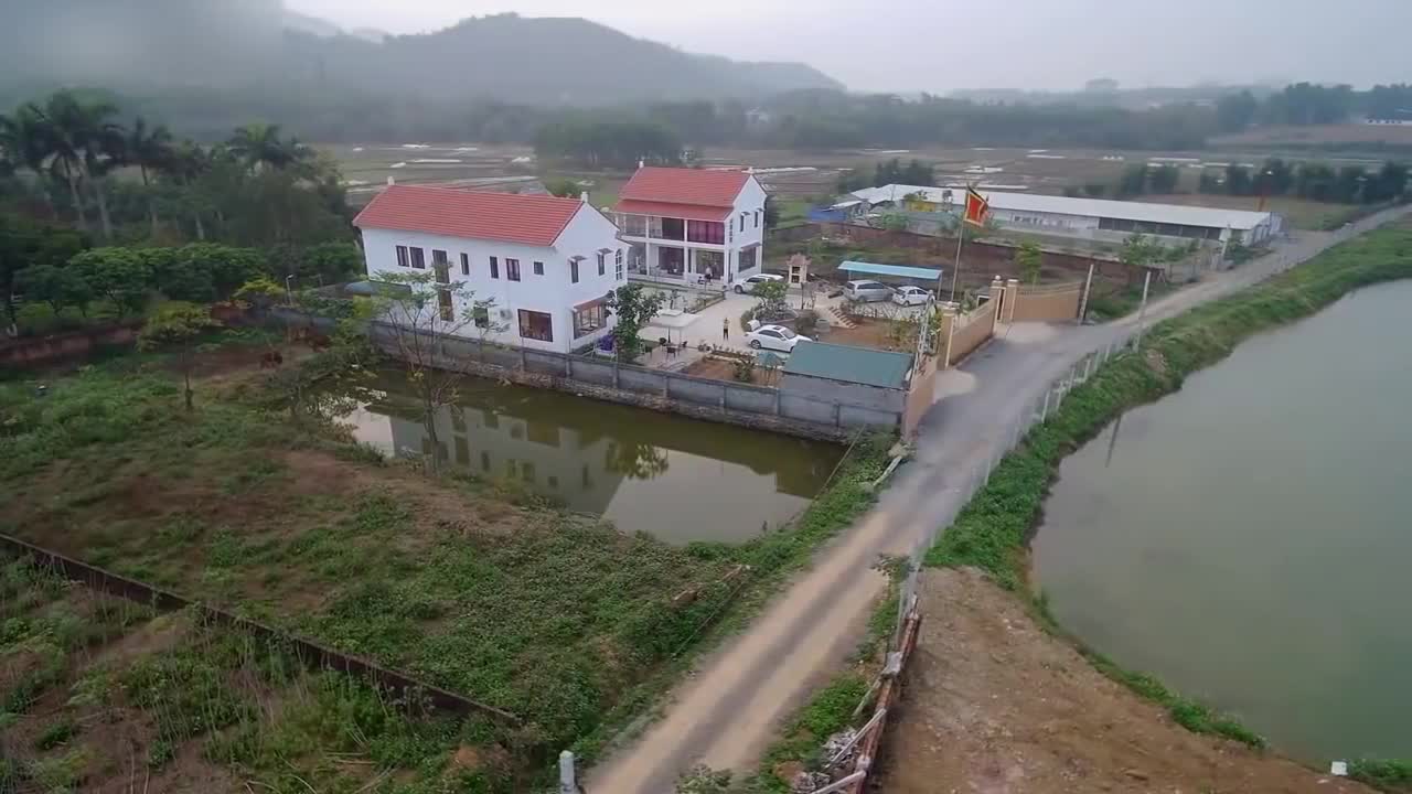 Việt Hoàn ở Biệt thự nhà vườn 1.000 m2