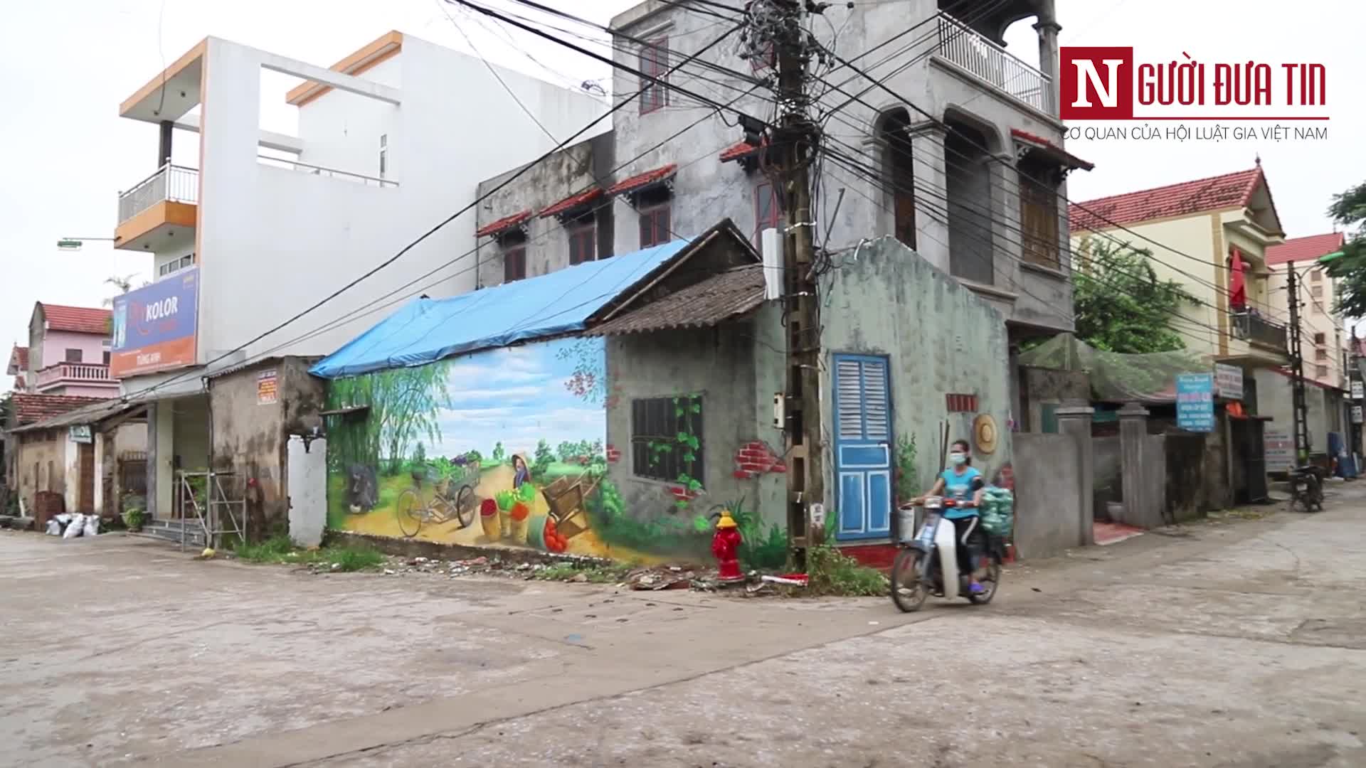 Cận cảnh làng bích họa bình yên ở ngoại thành Hà Nội