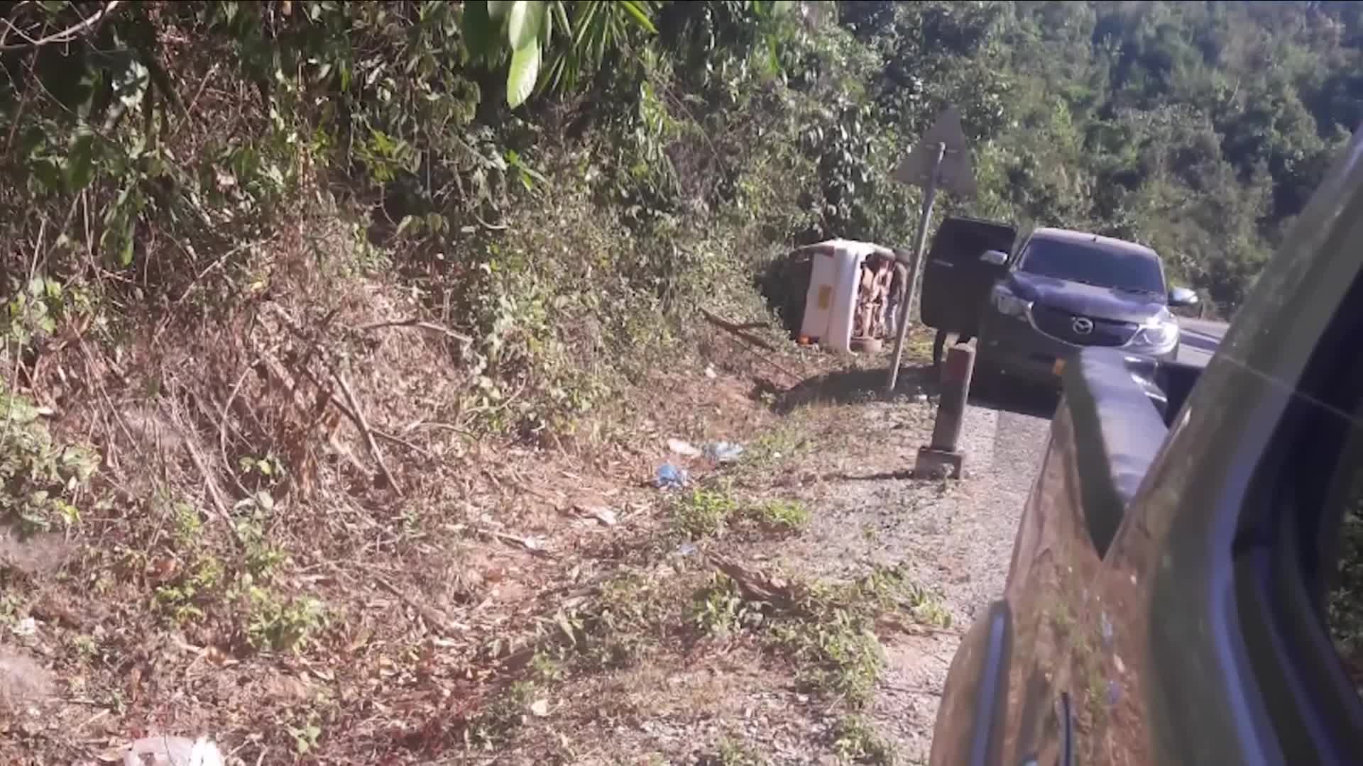 Video: 4 đối tượng người Lào vận chuyển ma túy chống trả biên phòng hòng chạy thoát