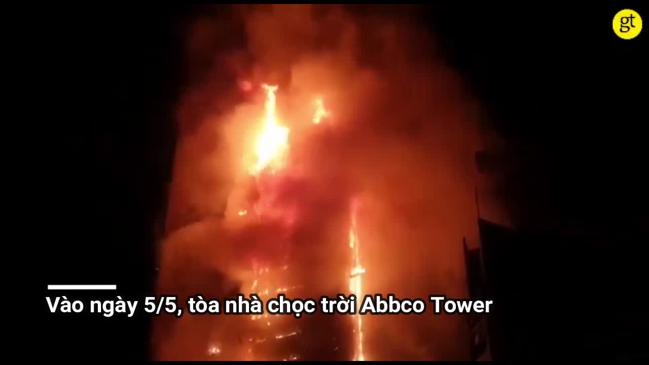 Tòa nhà chọc trời bốc cháy ngùn ngụt như cột lửa khổng lồ