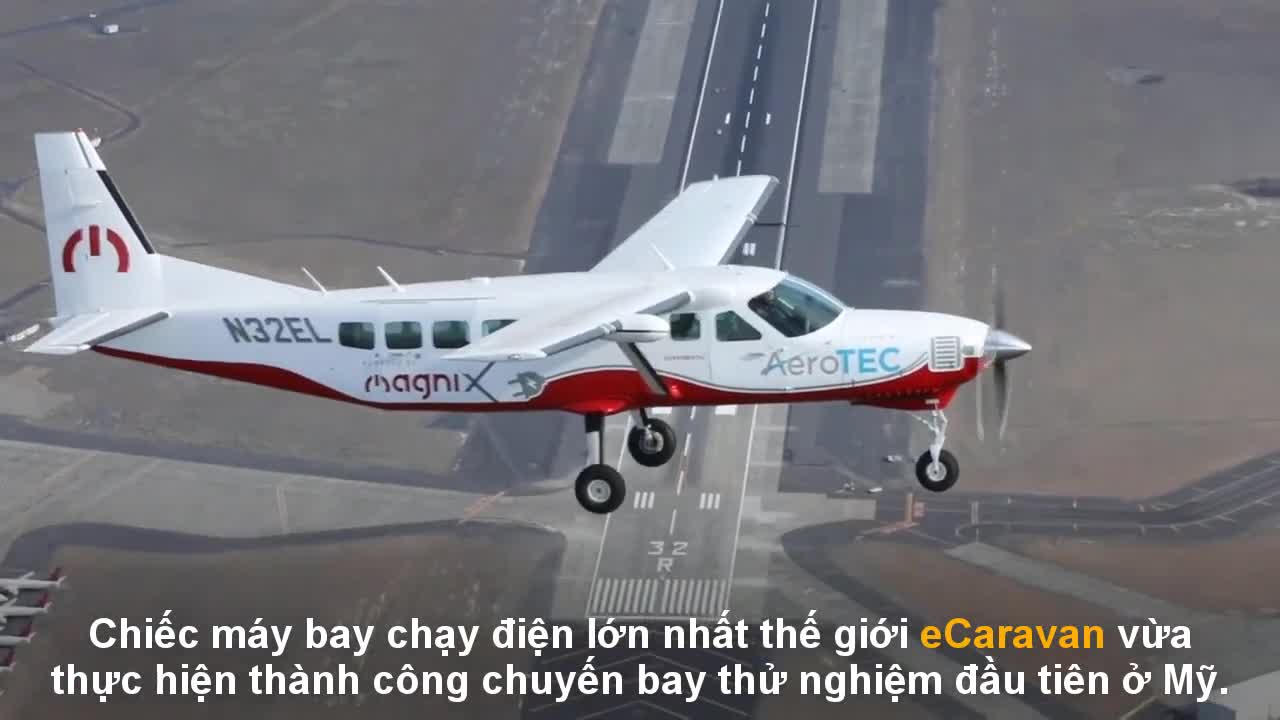 Máy bay chạy điện đầu tiên của thế giới hoàn thành chuyến bay đầu tiên